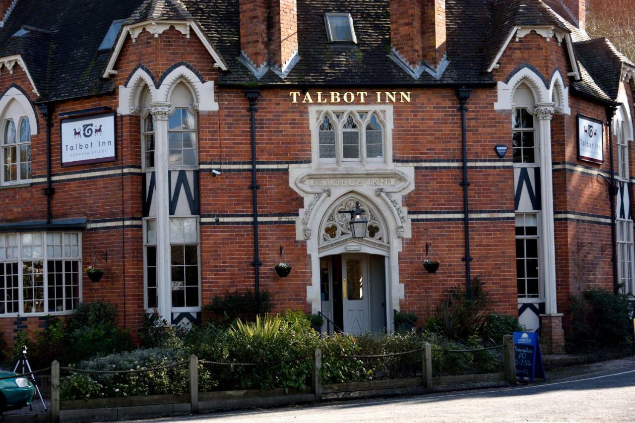 טנבורי The Old Hunting Lodge At The Talbot Inn מראה חיצוני תמונה